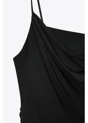 Черное платье средней длины со сборками Zara