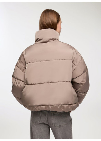 Серо-бежевая демисезонная куртка стограммовка жен Terranova