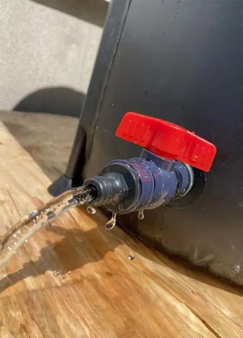 Бочка для дождевой воды 1000 литров Bass Polska, черная | Складная бочка садовая | Мягкая емкость для воды No Brand Bass Polska BH 80000 (345707496)