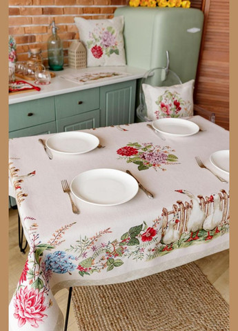 Гобеленовая скатерть на стол Гуси Прованс (326807427)