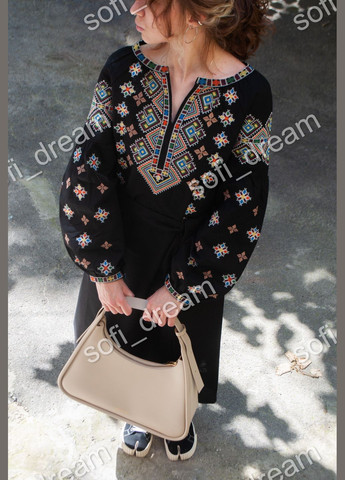 Чорна жіноча сукня з виишивкою "мозаїка" ESQ