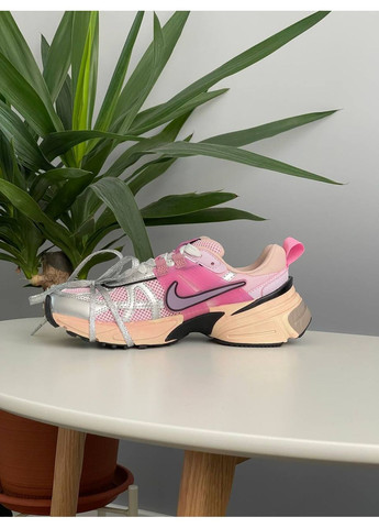 Кросівки жіночі Nike V2K Runtekk Pink Silver | Найк В2К Рантекк рожеві No Brand рожеві демісезони (357207874)
