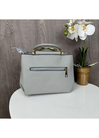 Жіноча міні сумочка з вишивкою квітів екошкіри сірого кольору наплічна з брелоком ProDobro (363221625)