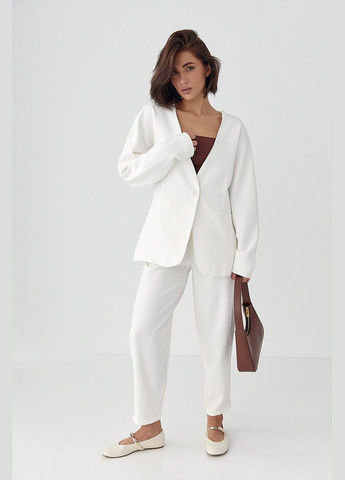 Класичний жакет без коміра з імітацією кишень – чорний колір Lurex (324392790)