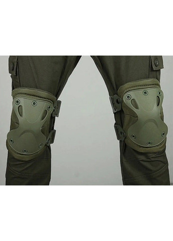 Комплект защиты Наколенники + налокотники из ударопрочного пластика (Черный) No Brand (332636702)