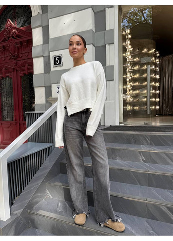 Молочний жіночий укорочений в'язаний светр з розрізами No Brand Б1466-137/4