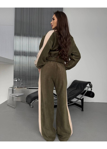 Костюм женский теплый Флис плотный с лампасами No Brand (370372961)