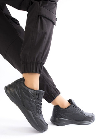 Кроссовки женские Restime чёрные всесезоны (305128962)