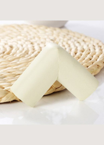 Набор 40 предметов Защита на мебель и розетки от детей Детская безопасность уголки-фиксаторы, заглушки, замки уголки Plus Vela (335386303)