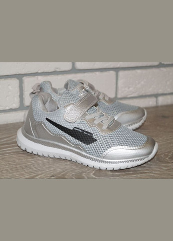 Срібні осінні кросівки демісезонні для дівчинки сріблясті Jong Golf