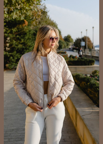 Бежевая женская куртка цвет светлый беж р.50/52 408681 New Trend