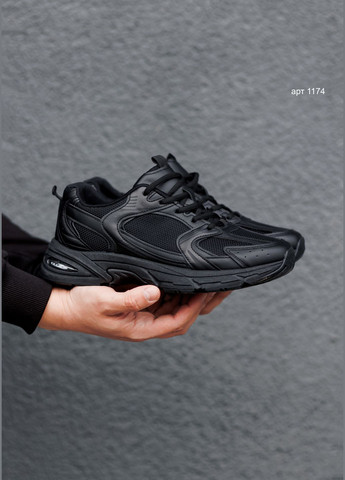 Черные демисезонные мужские кроссовки new full black YZY 530