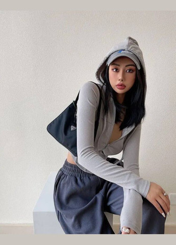 Кофта женская с капюшоном с декоративными швами. No Brand (308202558)