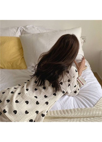 Біла всесезон піжама муслінова солодкі сни домашній брючний комплект в класичному стилі біла з чорними серцями сорочка + брюки No Brand Піжама муслінова в чорні сердечка біла