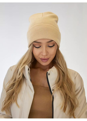 Молодежная двухслойная шапка бини Шорт No Brand Шапка біні шорт лопата (341083775)