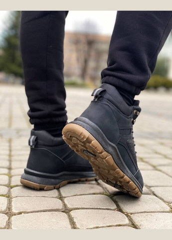 Черные зимние зимние кроссовки treaking black Dual