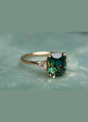 Кольцо женское элегантное с большим роскошным зеленым камнем Сицилия золотистое р 18 Fashion Jewelry (285814496)