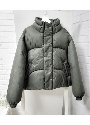 Оливкова (хакі) об'ємна дута куртка boxy fit Zara