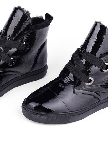 Зимние черевики Attizzare