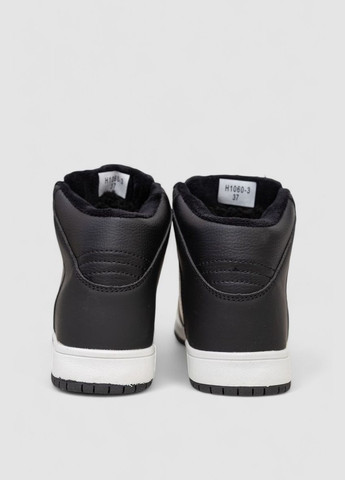 Кроссовки женские зимние на меху Ager 248RH1060 чёрно-белые демисезоны (338370592)