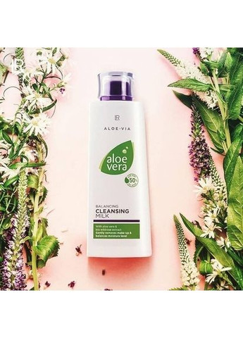 Aloe Via Aloe Vera Очищувальне молочко для обличчя LR (369927281)