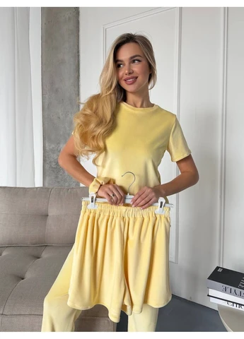 Желтая женская велюровая пижама 4ка Osoblyva