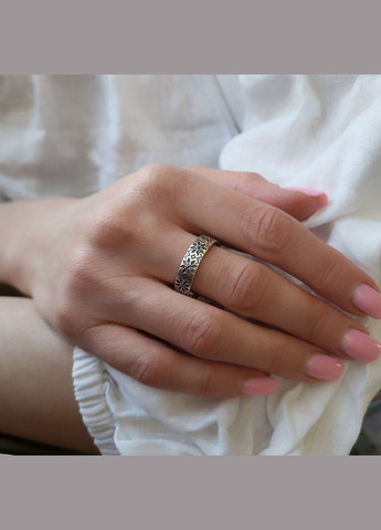 Каблучка срібне жіноче кільце широке Вишиванка з блакитними Камницями розмір срібло 925 проби 14151 3.00г No Brand (315724802)