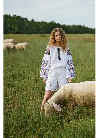 Біла вишиванка жіноча "веснянка" (65% льон), багатоколірна вишивка хрестиком, блузка м MOTYV візерунок геометричний льон (370372712)