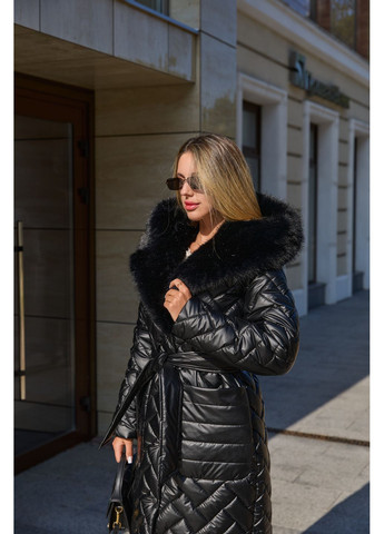 Чорне зимнє Пальто MN