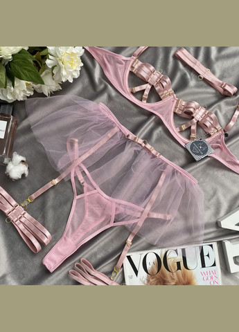 Светло-розовый красивый женский набор белья с юбочкой чокером и гартерами розовый barbie s SHEIN