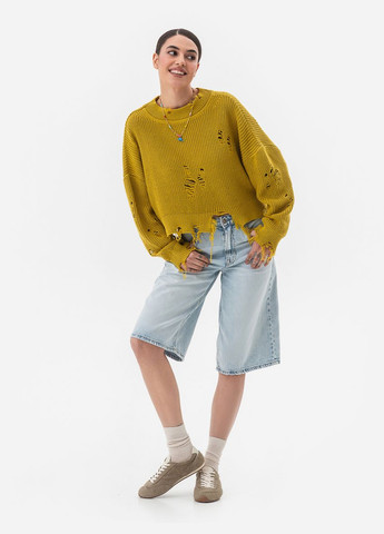 Гірчичний жіночий светр із рваним ефектом SVTR