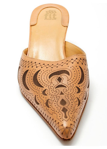 Fit Mix Жіночі шкіряні туфлі на низьких підборах Темно-бежевий бежевий з, — демісезон (341322192)