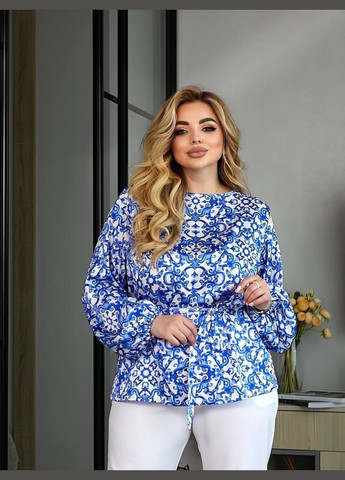 Синя жіноча блуза вільного крою з шовку колір синій р.48/52 454684 New Trend