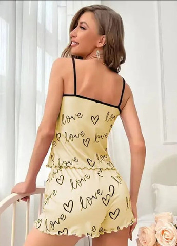 Кремовая всесезон женская пижама из майки-топа и шортиков love home (1751-42-01) майка + шорты Macarena