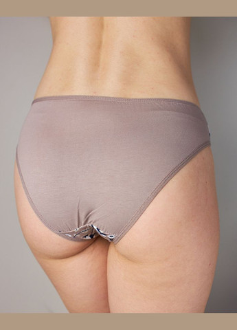 Набір жіночих базових трусиків тижневок - 7 шт Nicoletta (303617357)