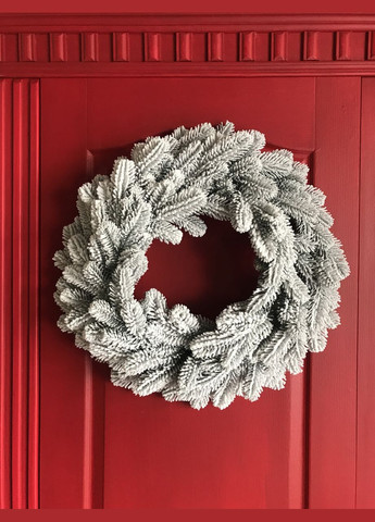 Венок хвойный рождественский Lux литой d-60 см заснеженный HVOYA (328606386)