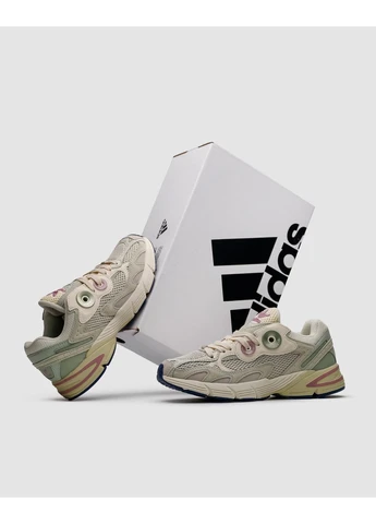 Зелені кросівки чоловічі adidas astir beige/violet/green адідас астір зелені демісезон No Brand