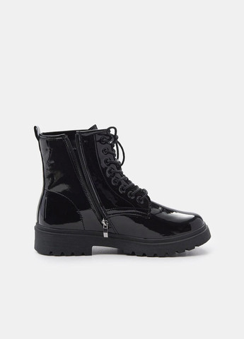 Осенние сапоги Sinsay