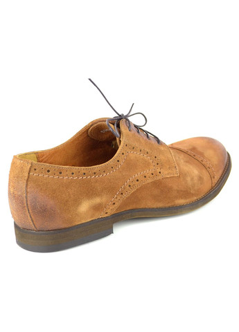 Светло-коричневые туфлі Conhpol