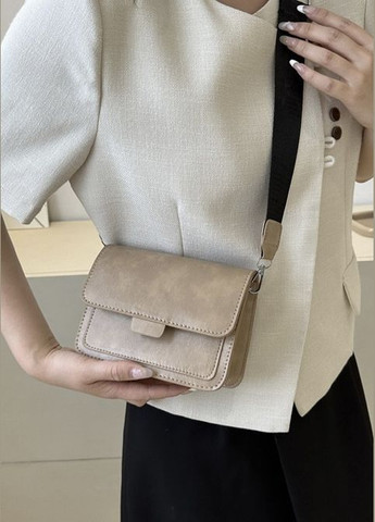 Женская классическая сумка 6006 кросс-боди через плечо на тонком ремешке бежевая No Brand (296008197)