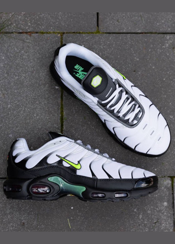 Черно-белые всесезонные кроссовки Vakko