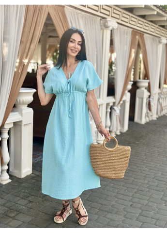 Блакитна довга муслінова сукня Fashion Girl