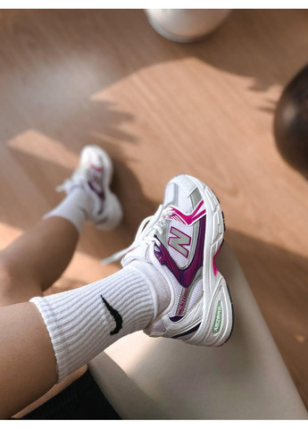 КРОСІВКИ ЖІНОЧІ NEW BALANCE 530 SILVER CRIMSON НЬЮ БЕЛАНС 530 No Brand білі демісезони (367173251)