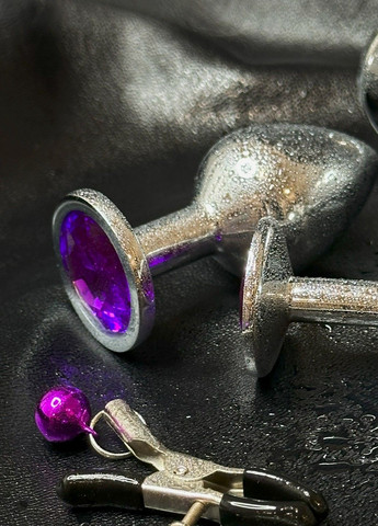 Анальна пробка металева розмір M фіолетовий No Brand (316663117)