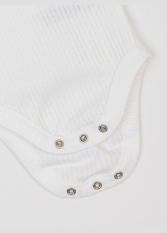 Боди-майка детская белая с пуговицами фактурная KRAKO (322720058)