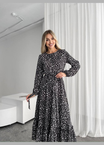 Чорна кежуал жіноча легка сукня міді кльош Україна з квітковим принтом