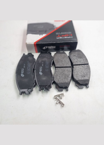 Тормозные колодки передние 058300 Л200 Remsa (345739412)