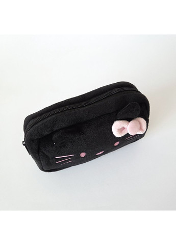 Мягкий вместительный плюшевый пенал Hello Kitty для школы и офиса с молнией черный No Brand (362356251)