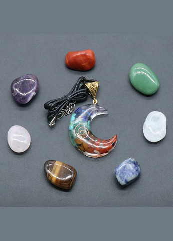 7 оброблених каменів + кулон Півмісяць в подарунковій коробці, розмір каміння 15-20 мм, кулон 35 х 40 мм No Brand (301021087)