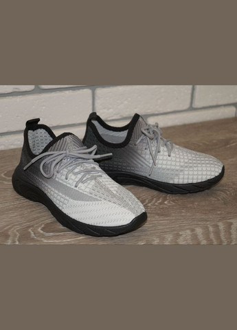 Черно-белые демисезонные кроссовки текстильные izi для мальчика белые с черным Blue Rama